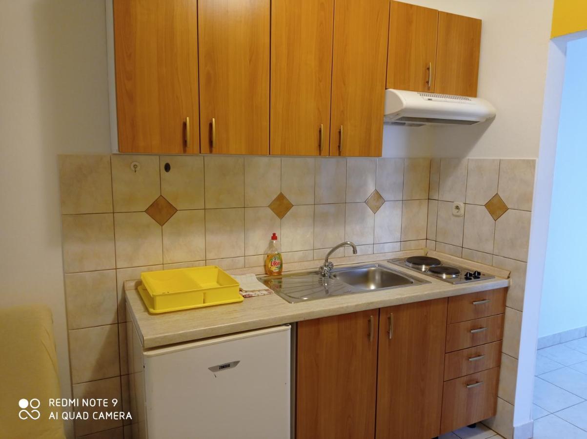 Apartments Vodopija 300M To The Beach Sveti Filip i Jakov Ngoại thất bức ảnh
