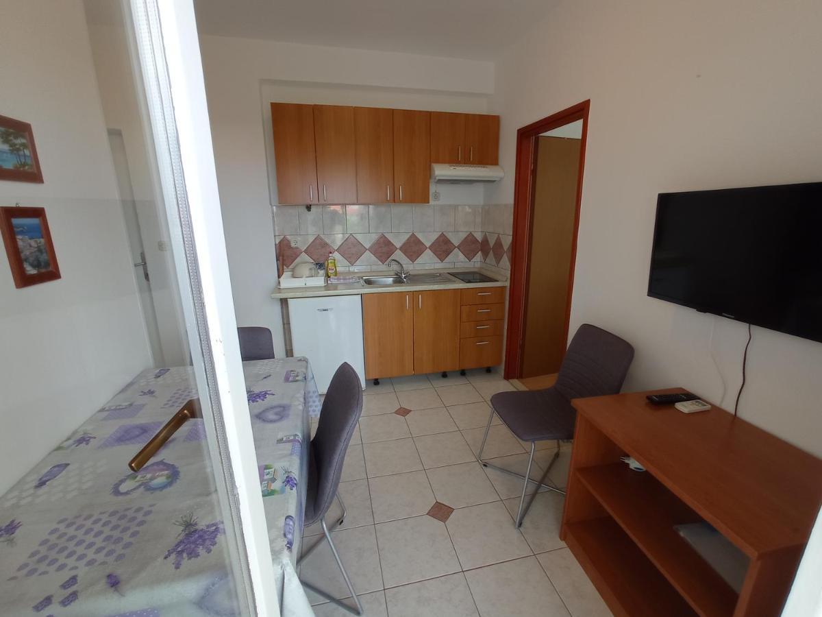 Apartments Vodopija 300M To The Beach Sveti Filip i Jakov Ngoại thất bức ảnh