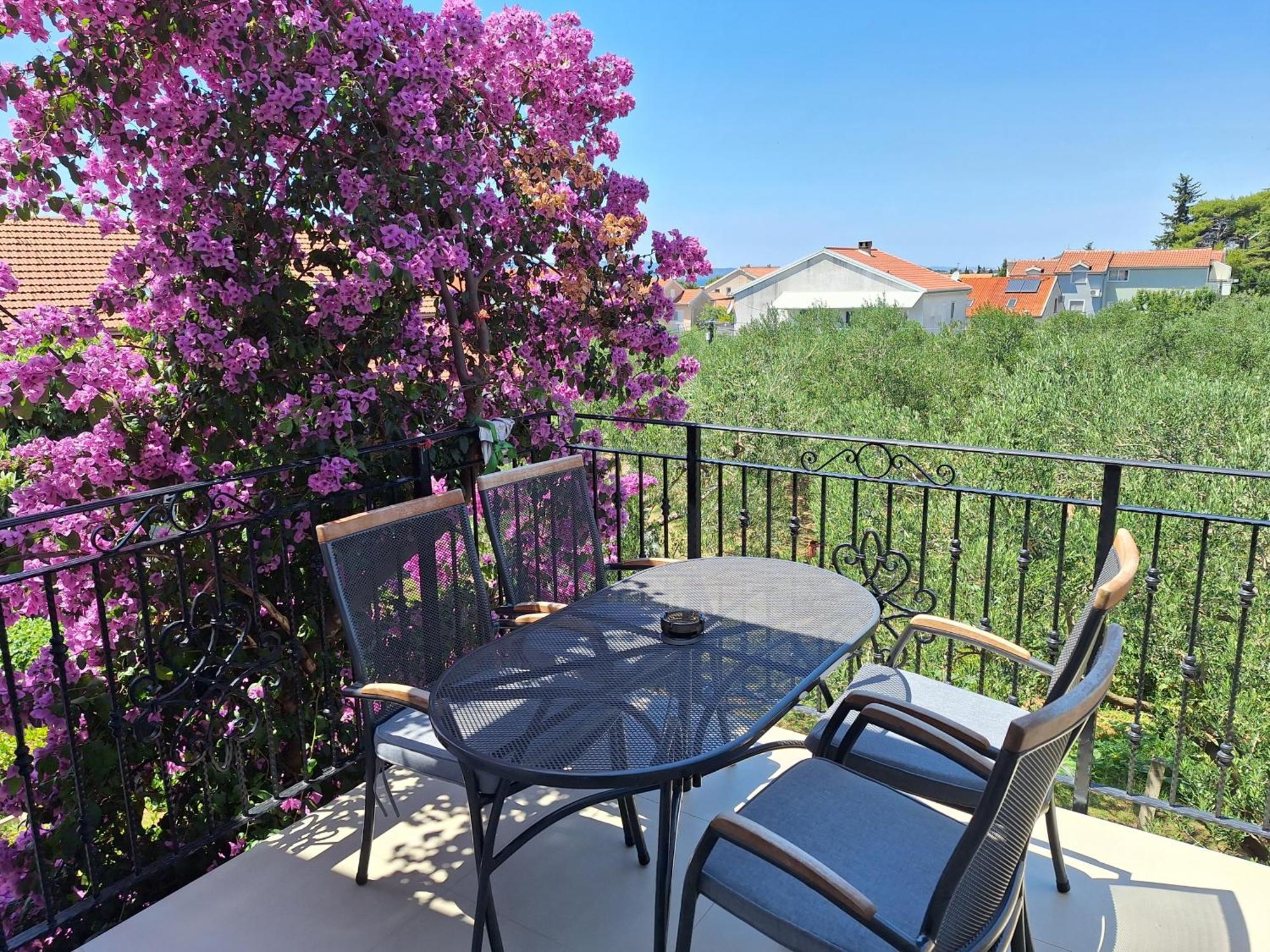Apartments Vodopija 300M To The Beach Sveti Filip i Jakov Ngoại thất bức ảnh