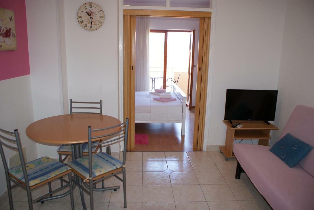 Apartments Vodopija 300M To The Beach Sveti Filip i Jakov Ngoại thất bức ảnh